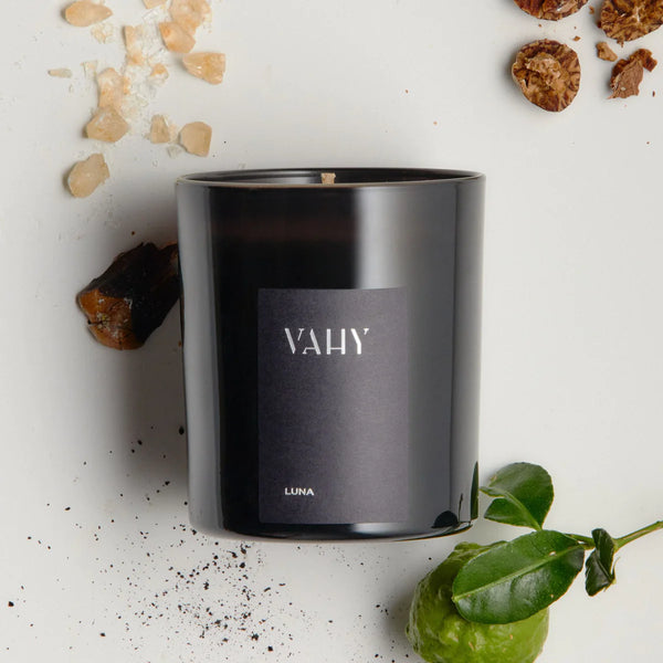 VAHY Luna Candle. Size: 280g | 9.5 Fl Oz